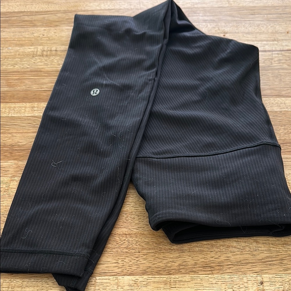 Lululemon Wunder Under Ribbed HR Training Tight, 28” inseam, Size 6